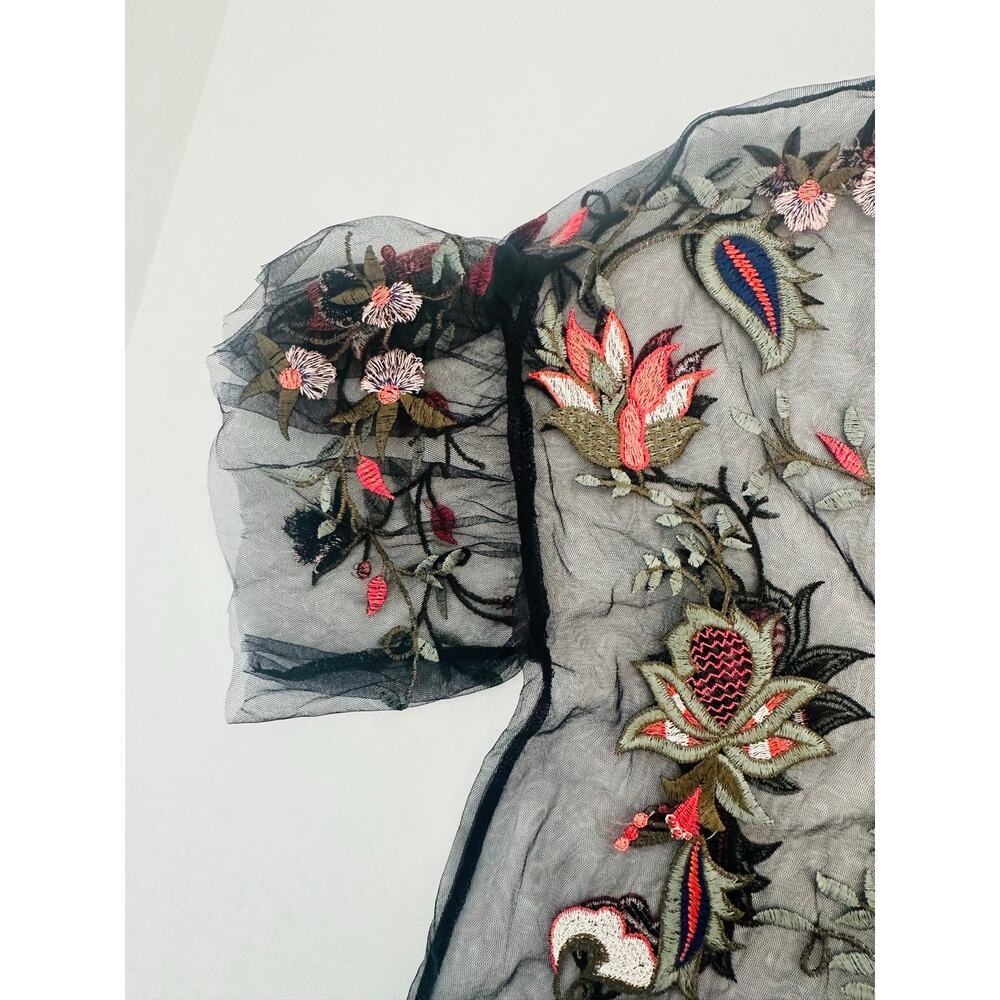 NWT Dalia Black Mesh Boho Floral Embroidered Flutter Sleeve Blouse - Size L - Picture 5 of 5